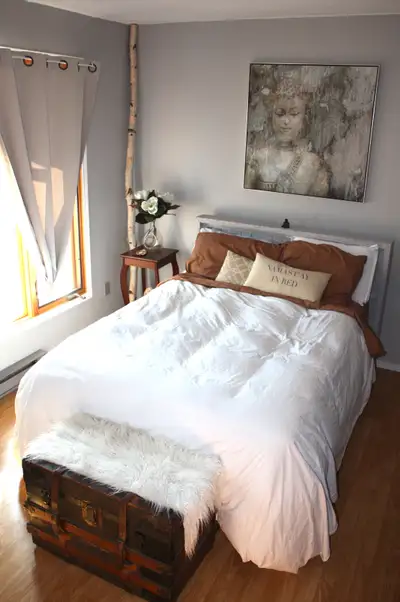 COZY RIVERSIDE RENTAL (FURNISHED + ALL UTILITIES)