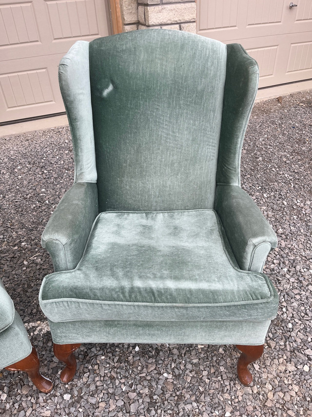  Vintage green armchairs in Chairs & Recliners in Hamilton - Image 4