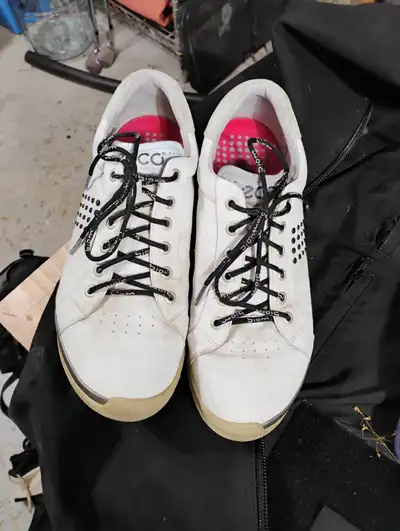 Golf shoes, View more