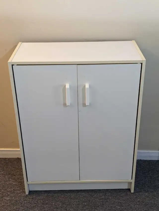 Storage Cabinet  in Bookcases & Shelving Units in Kitchener / Waterloo - Image 2