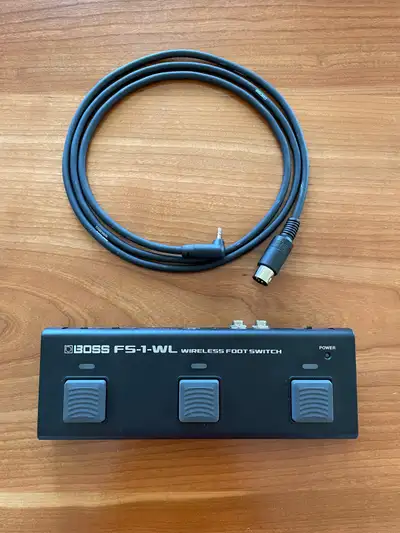 BOSS FS-1-WL wireless footswitch, View more