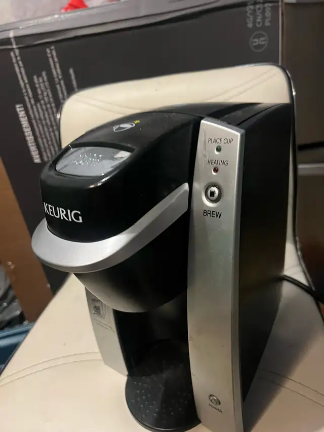 Keurig K130 In-Room Brewing System B130 in Coffee Makers in Brantford - Image 3