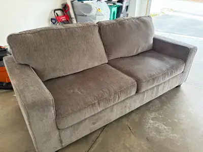 Grey couch - like new, View more