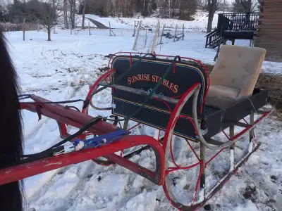 Horse sleigh / cutter, View more