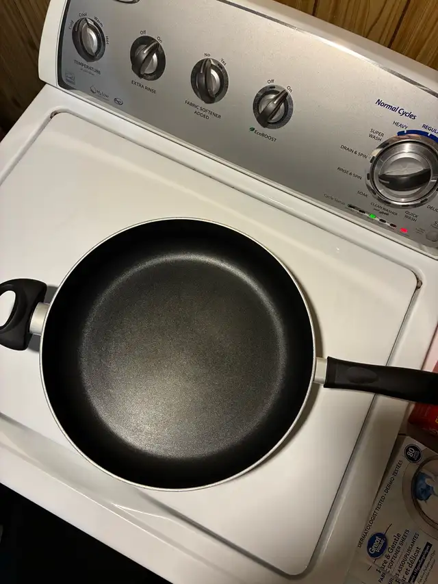 Saute pan 65565415984002120