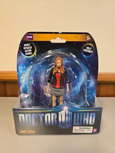 Doctor Who AMY POND Action Figure CHARACTER OPTIONS Karen Gillan, View more