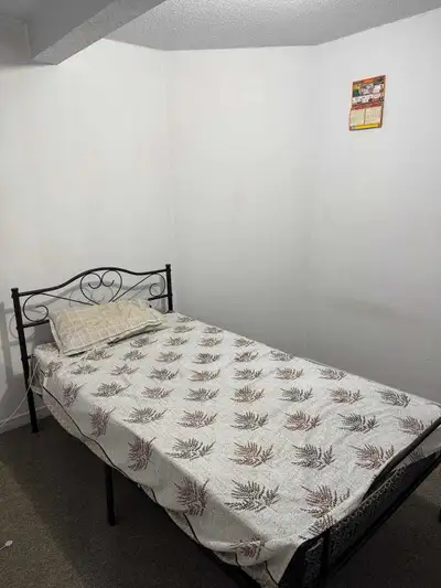 Private room for rent for single person