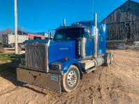 2004 western star 14L Detroit.