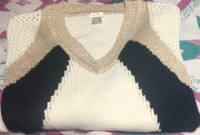 NEW- VENUS brand Ladies Plus Size Fancy Sweater.