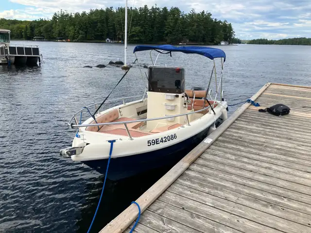 2002 19’ -  Center console w/90Hp in Powerboats & Motorboats in Barrie - Image 3