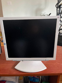 Sharp monitor 17" white colour 50$