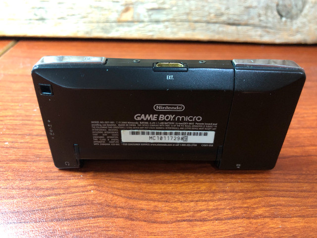 Nintendo Game Boy Micro OXY-001 Black in Older Generation in Vancouver - Image 3