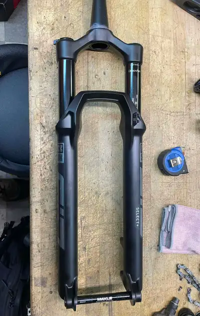 2023 RockShox SID Select+ (Never Ridden), View more