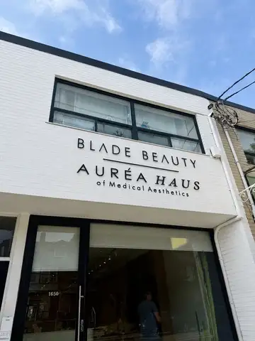 Private beauty room for rent in Hair Stylist & Salon in City of Toronto - Image 4