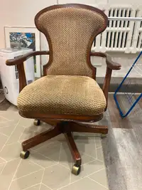 FREE computer chair - GRATUIT chaise d'ordinateur
