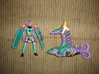VINTAGE DRAGON FLYZ NOCTURNA FIGURE AND LAUNCHER
