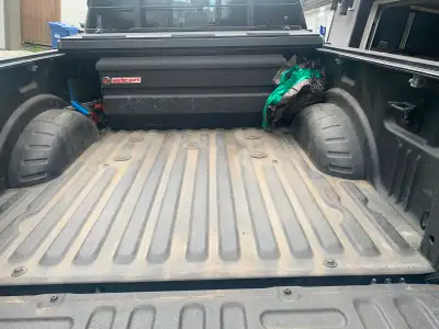 I have an aluminum Weather Guard all purpose chest for sale. It is in great condition. No dents or h...