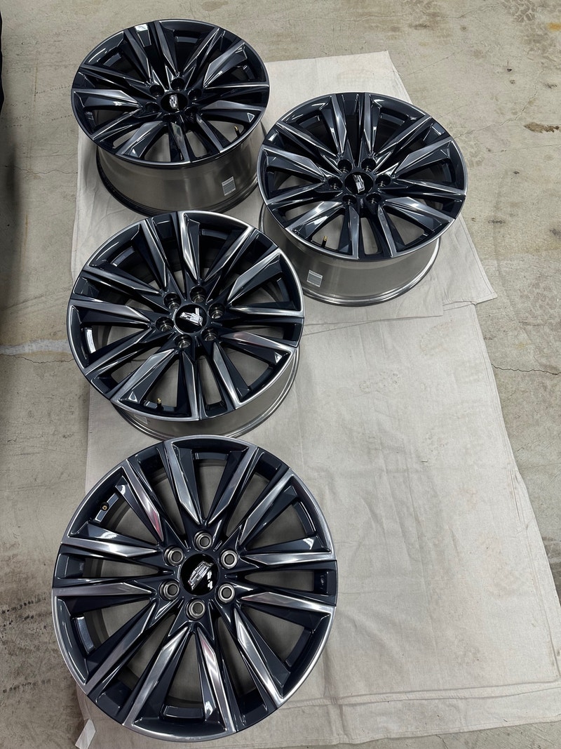 2023 Cadillac Escalade wheels Tires & Rims Mississauga / Peel