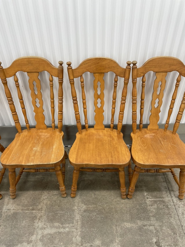 Solid Wood Dining Chairs (Set of 4) Dining Tables & Sets Ottawa Kijiji