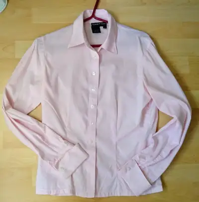 Ladies Pink Shirt Tristan & Iseut, French Cuffs Sz  M, View more