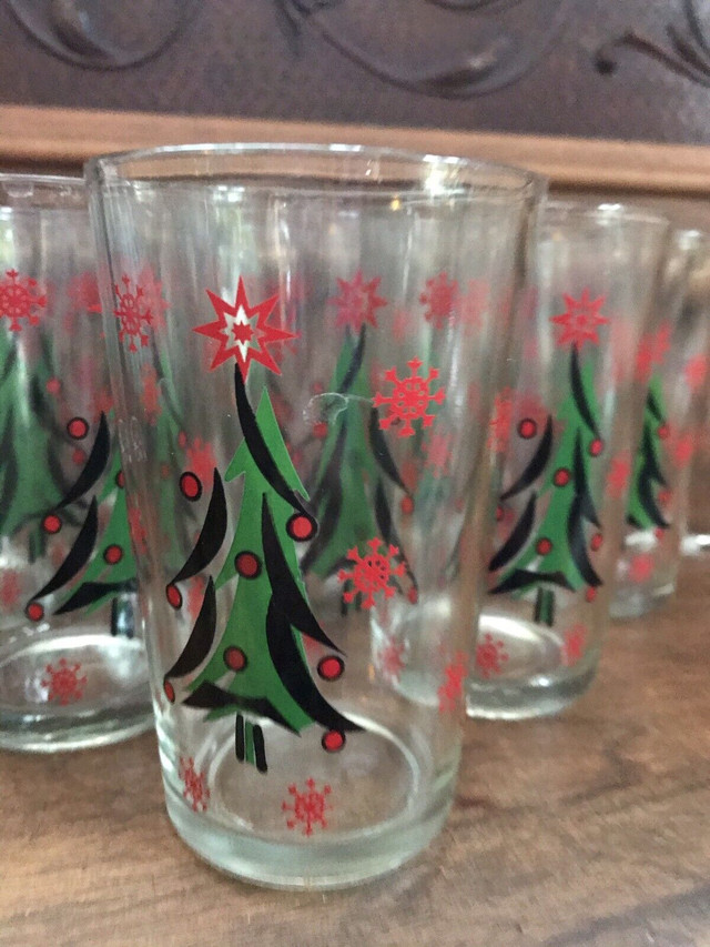 Christmas Glasses 10 in Holiday, Event & Seasonal in Thunder Bay