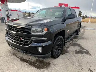 Chevy 1/2 ton 206,xxxKM great truck, winter and summer tires, with only one season on them $20,797 O...