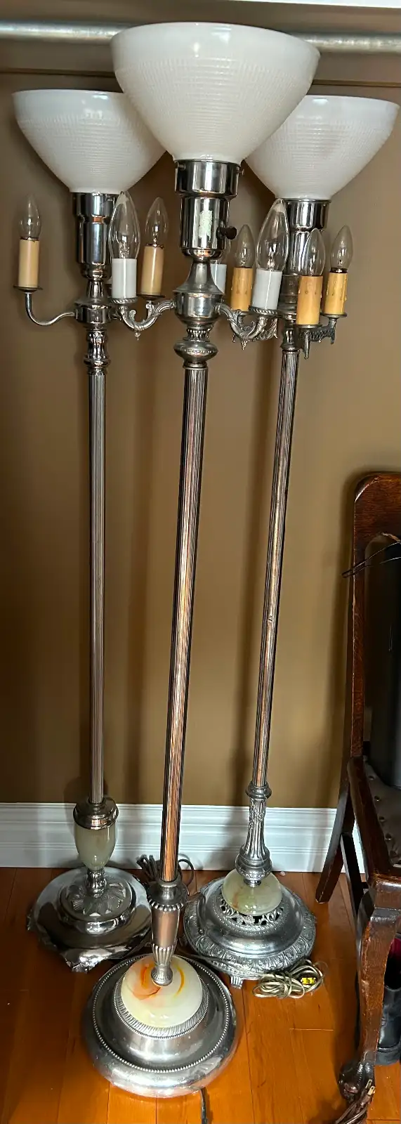 Vintage Metal Floor Standing Lamps with Milk Glass in Indoor Lighting & Fans in Oshawa / Durham Region - Image 4