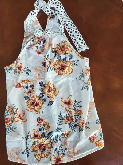 Blouse femme médium, View more