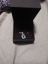 People jewellers emerald necklace