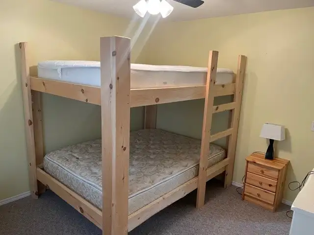 3 Bedroom walkout at Castle Mountain Resort for rent in Alberta in Canada - Image 8