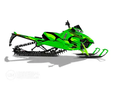 ENGLISH DESCRIPTION BELOW À VENDRE : Arctic Cat M 8000 Mountain Cat 2017 – Très bas kilométrage ! Vo...