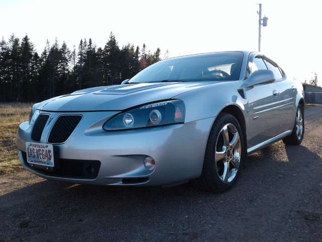 Pontiac GXP V8 5.3l in Cars & Trucks in Moncton