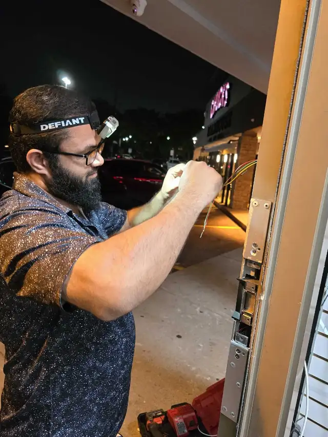 Security Camera Installation Services in Other in Mississauga / Peel Region - Image 7