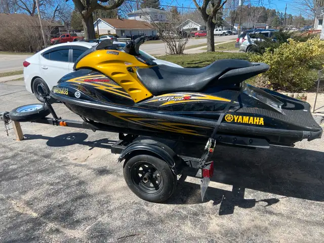 2006 Yamaha Waverunner in Personal Watercraft in Barrie - Image 3