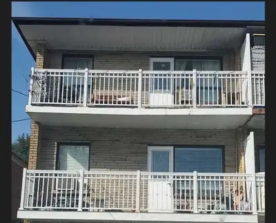 2 bed, 1 bath apartment in a triplex. Parking included Call Larry for any questions 416-818-8555