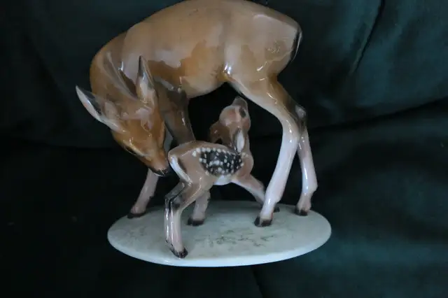 ROSENTHAL  DOE DEER AND FAWN630102239453451216