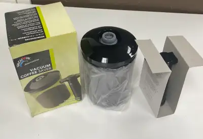 Vacuum Coffee Saver Vacuum Pump with Coffee Container 0.75L. Pumps Air Out Seals Freshness in. Store...
