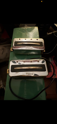 1967 Hofner blade pick ups