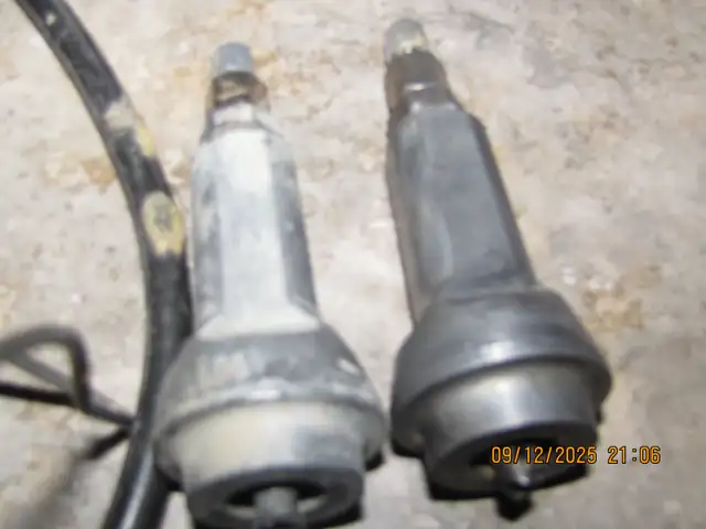 3M JET WELD 2 HOT GLUE TOOL in Hand Tools in Norfolk County - Image 7