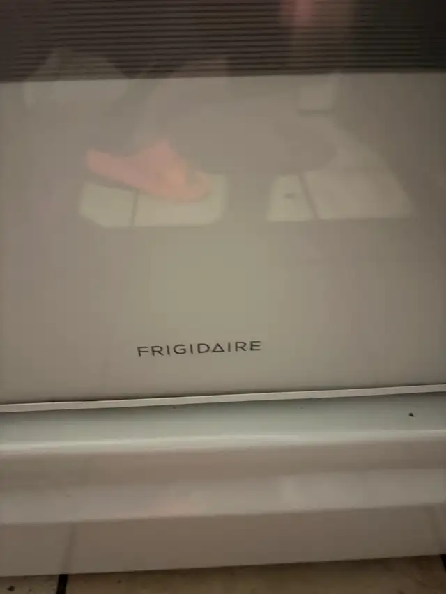 Cuisinière Frigidaire électrique encastrable in Stoves, Ovens & Ranges in Longueuil / South Shore - Image 4