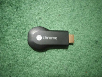 Original Google Chromecast W/Cable. Works Perfectly & Very Relia