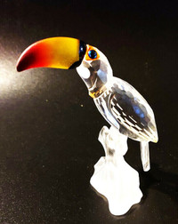 SWAROVSKI  CRYSTAL  "TOUCAN"  Mint Condition ~ RETIRED!!!