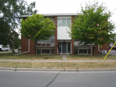 2 Bedroom Apartment Available in South End Peterborough
