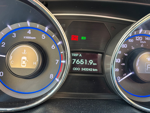 2011 Hyundai Sonata (in great condition with certification) in Cars & Trucks in St. Catharines - Image 2