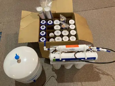 Water filters (20) for filtration system (tank included), View more