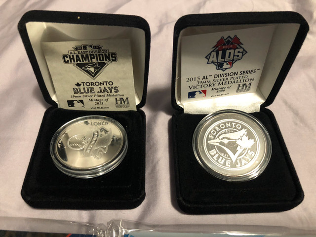 2015 & 2016 Toronto Blue Jays playoff memorabilia in Arts & Collectibles in Mississauga / Peel Region - Image 4