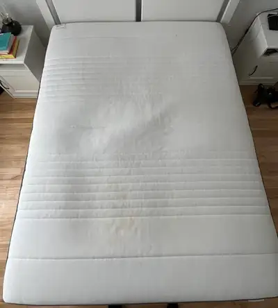 Matelas queensize - Mi ferme, View more