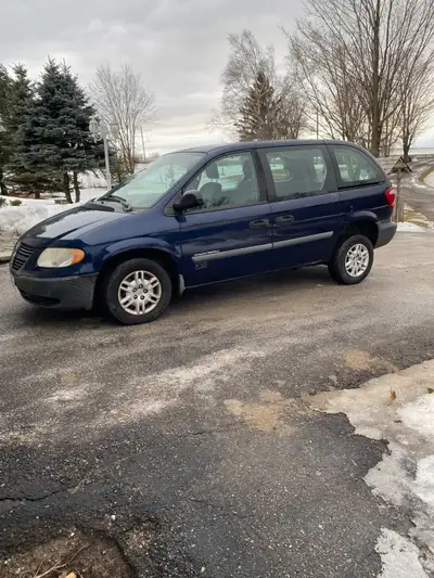 2006 Dodge Grand Caravan. Viewpoint Mobility accessibility kit installed. Very clean, in good condit...