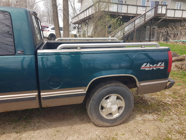 1995 GMC Sierra Diesel Pickup in Cars & Trucks in Owen Sound - Image 4