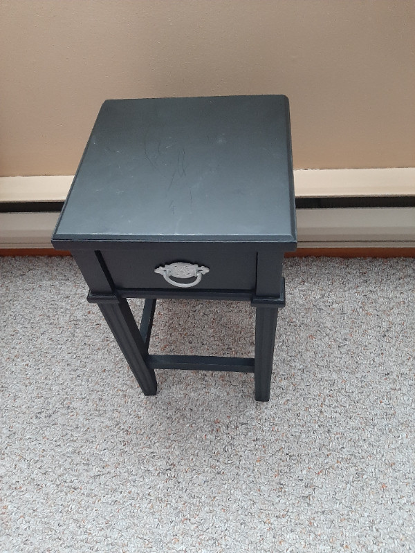 Black Nightstand  $25 in Other Tables in Moncton - Image 3